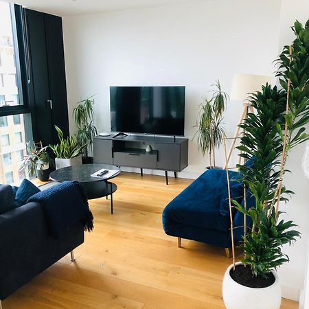 Luxury 2 Bedroom Apartment 20 Min From Central London Luaran gambar