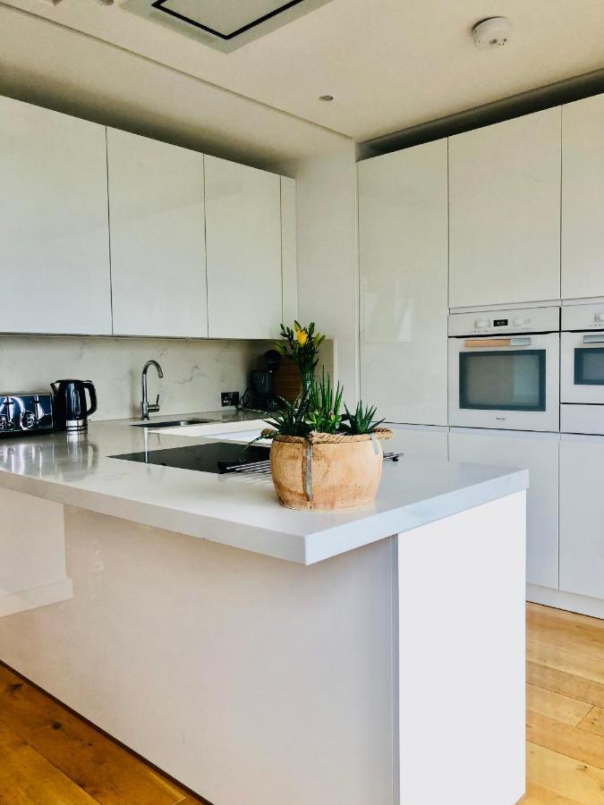 Luxury 2 Bedroom Apartment 20 Min From Central London Luaran gambar